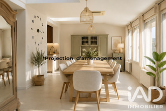  maison pleurs 51230