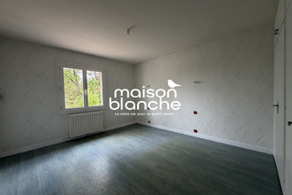  maison pompaire 79200