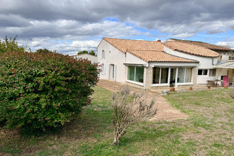  maison pons 17800