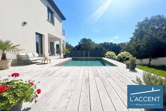  maison poulx 30320