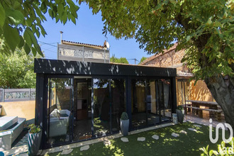  maison pourrieres 83910