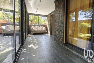  maison pourrieres 83910