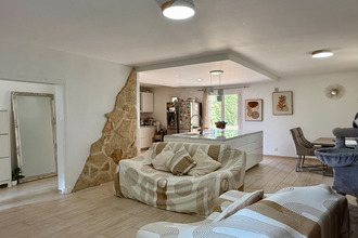  maison pourrieres 83910