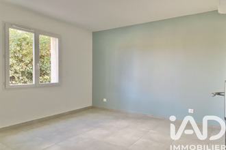  maison pourrieres 83910