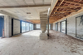  maison pourrieres 83910