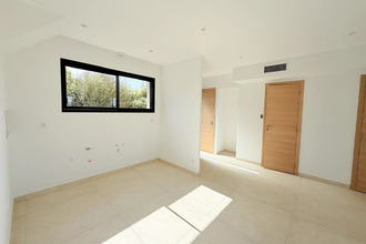  maison pourrieres 83910