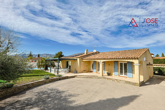  maison pourrieres 83910