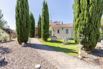  maison pourrieres 83910