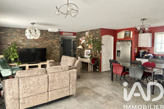  maison pourrieres 83910