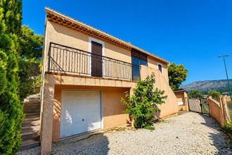  maison pourrieres 83910