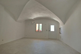  maison pourrieres 83910