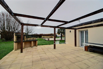  maison prahecq 79230