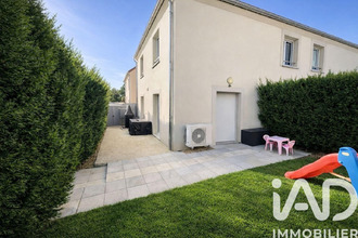  maison presles-en-brie 77220