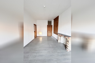  maison prisches 59550