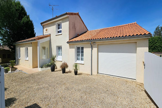  maison puymoyen 16400