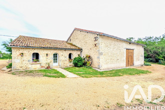  maison queaux 86150