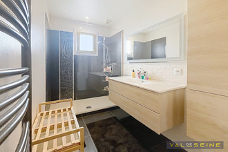  maison quincampoix 76230