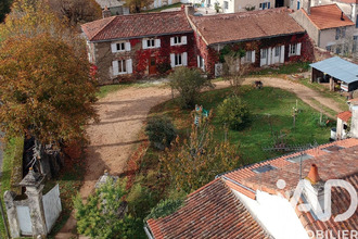  maison quincay 86190