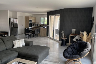  maison quincay 86190