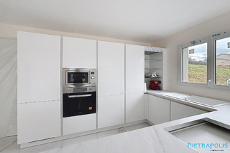  maison regny 42630