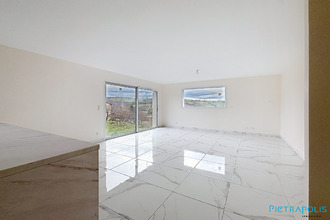  maison regny 42630