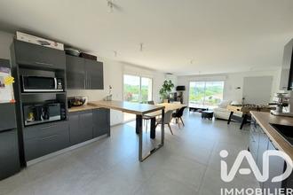  maison regny 42630