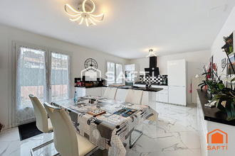  maison regusse 83630