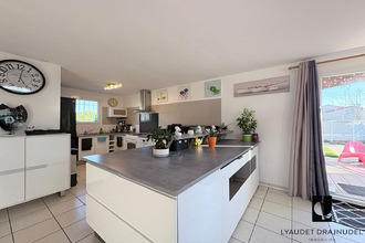  maison renaison 42370