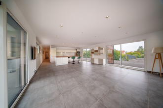  maison riom 63200