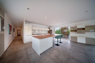  maison riom 63200