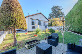  maison riorges 42153