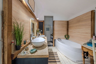  maison riorges 42153