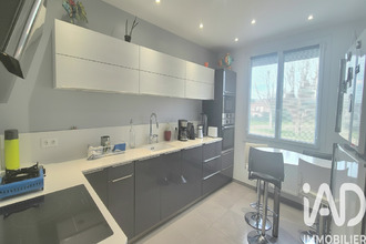  maison riorges 42153