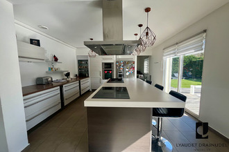  maison riorges 42153