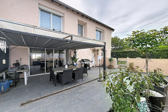  maison riorges 42153