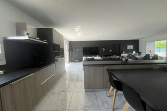 maison riorges 42153