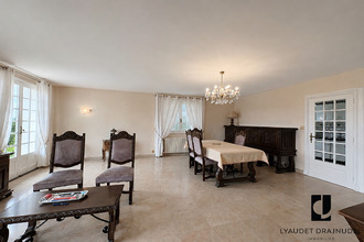  maison riorges 42153