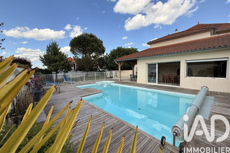  maison riorges 42153