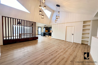  maison riorges 42153