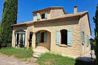  maison robion 84440