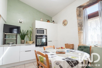  maison rochemaure 07400