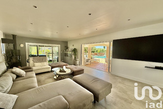  maison roquebrune-sur-argens 83023