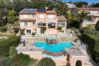  maison roquebrune-sur-argens 83380
