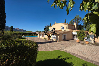  maison roquebrune-sur-argens 83520