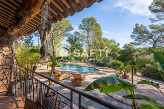  maison roquebrune-sur-argens 83520