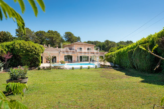  maison roquefort-les-pins 06330