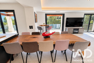  maison roquefort-les-pins 06330