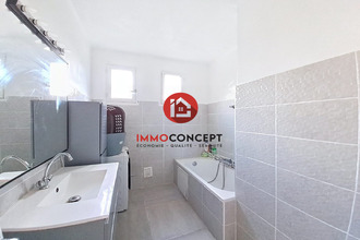  maison roquemaure 30150