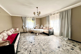  maison roquemaure 30150