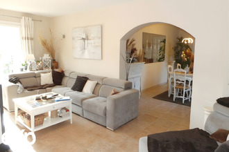  maison rougiers 83170